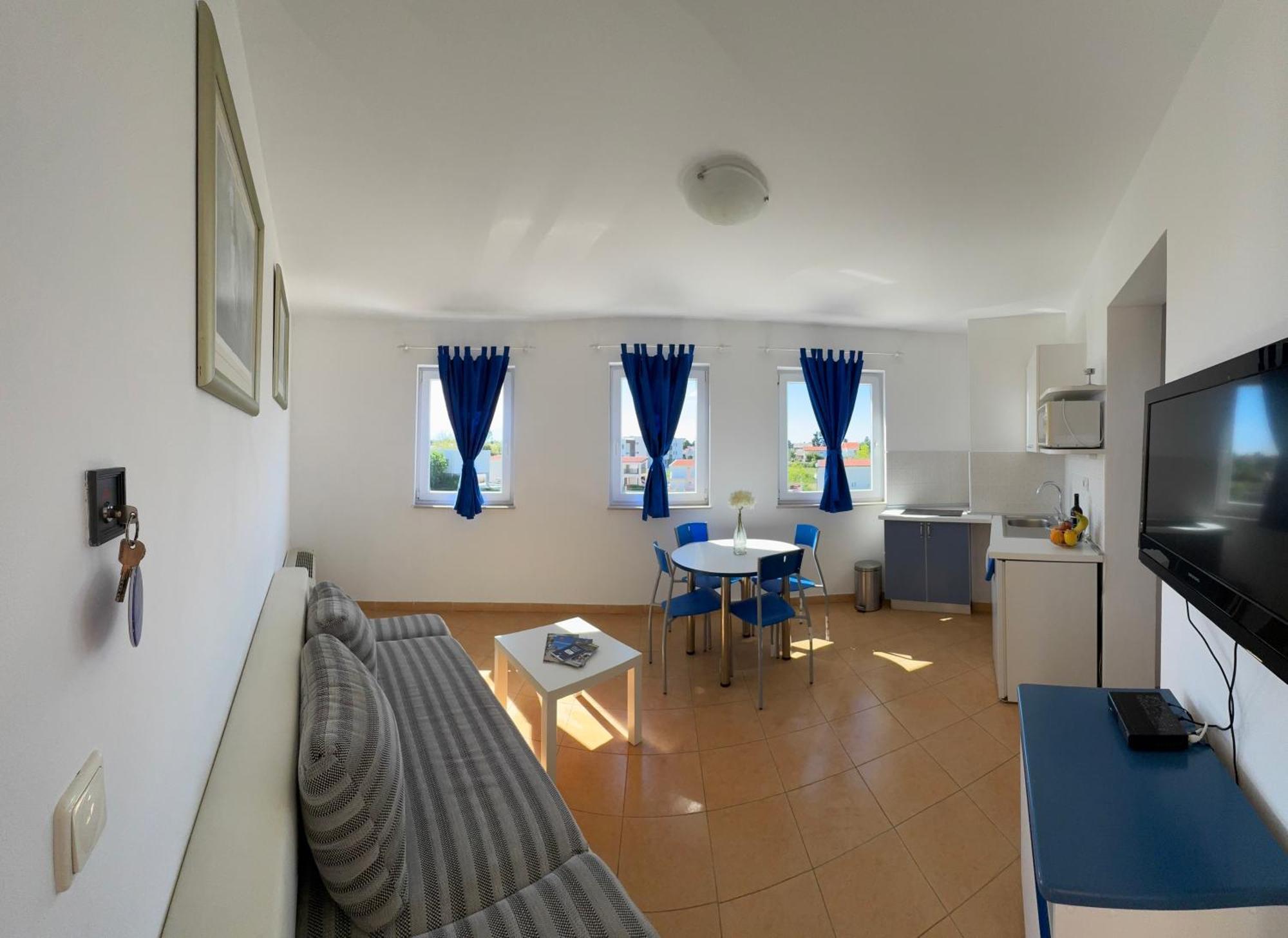 Apartments & Restaurant Condura Croatica Nin-Sabunike Bagian luar foto
